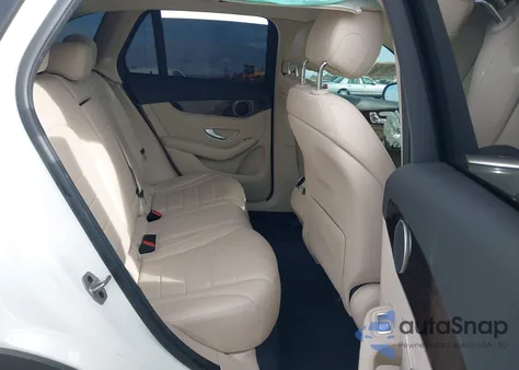 2021 Mercedes-Benz Glc 300 4Matic Suv from USA, damaged, VIN W1N0G8EB3MV307328